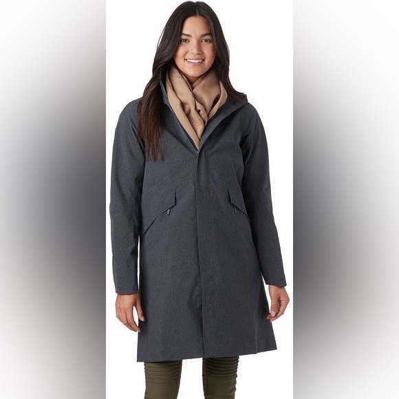 NWTs Arc'teryx Sandra Gore-Tex Coat (25866). Black Heather